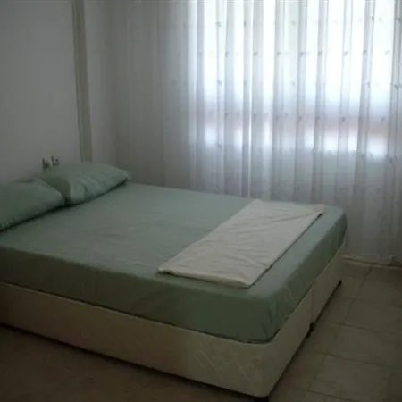 Green Park Villas 1/6 Villa *